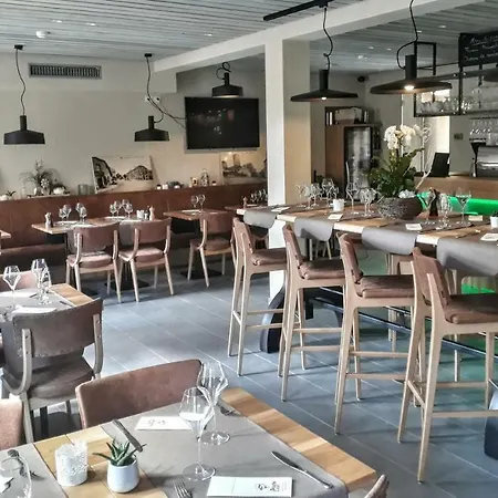 Peitche Lauer Hotel Useldange